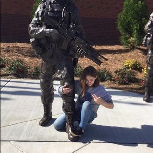 Meet your Posher, Anna